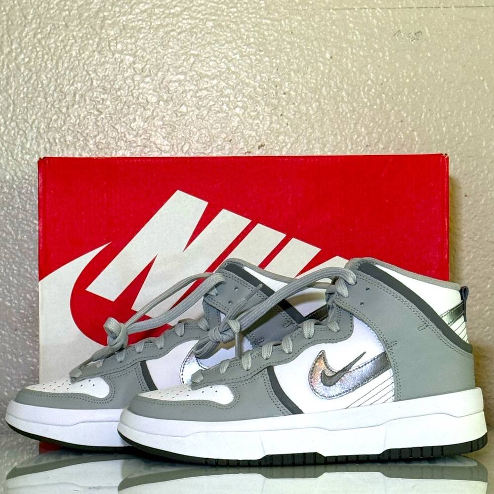 Women’s Nike Dunk High Up Grey / White 8